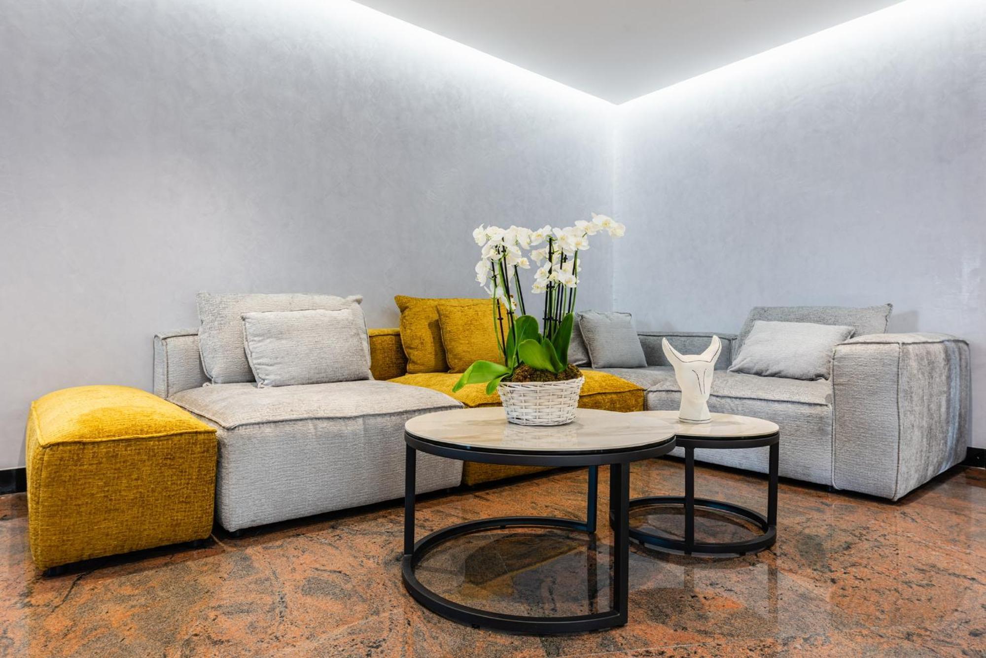 Brit Hotel Privilege Paris Rosny-Sous-Bois Exterior foto